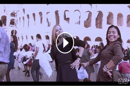 FLASH MOB DE MARINERA, ORGANIZADO POR EL CONSULADO DEL PERÚ EN ROMA 